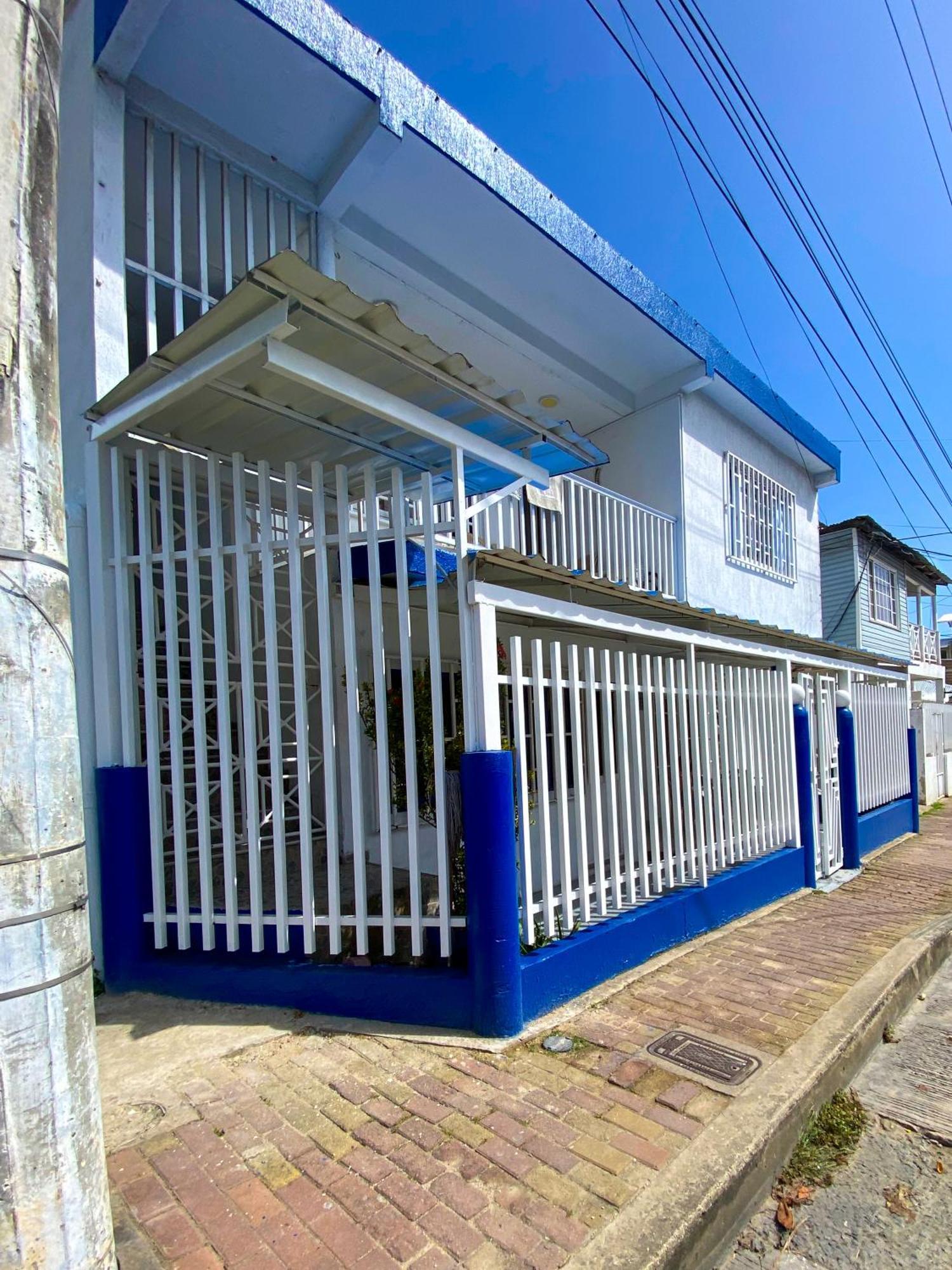 Miss Yasmin Place San Andres  Bagian luar foto